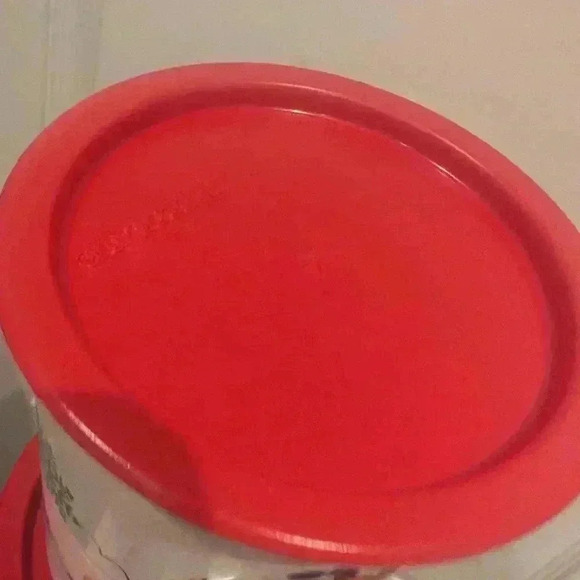 Vintage Disney Christmas Tupperware canisters - Picture 7 of 10